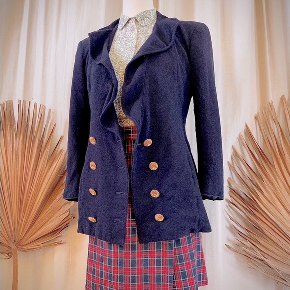 Retro Double Breasted Captains blazer with ruffle shawl collar by Valentino - Picture 3 of 6